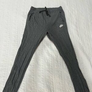Nike gray drawstring leggings for teen boy
